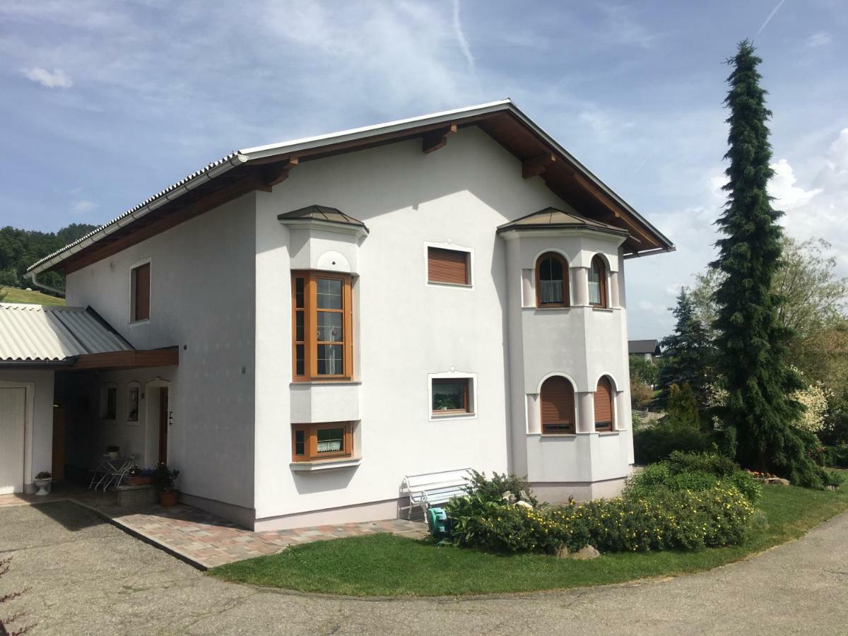 Sonnwiesen Strasse 1/85 Ferndorf Екстериор снимка
